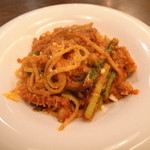 PASTAVOLA - ひよこ豆とアスパラトマトパスタ