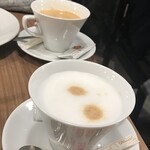 Ruba rajan san kandu azabu toukyou - カフェオレとコーヒー