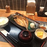 横濱屋本舗食堂 - 