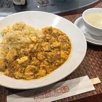 個室中華 頤和園 溜池山王店 - 