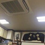 とんかつ 万平 - 店内①