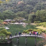 魚・旬菜小料理ととや - 海外の方が多い～