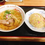 中華飯店 ごくう - 半ちゃんセット（650