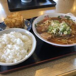 三日月 - 中華そば定食