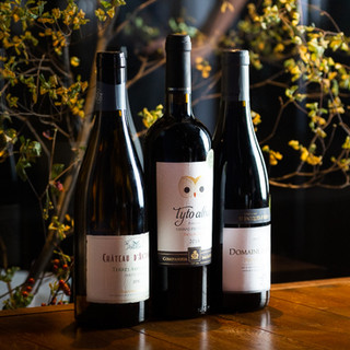 We have a wide selection of wines carefully selected by our sommelier.