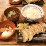 肉汁餃子のダンダダン - 