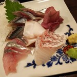 金町製麺 - 刺身盛り合わせ