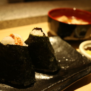 ランチには「おにぎりセット」を！！