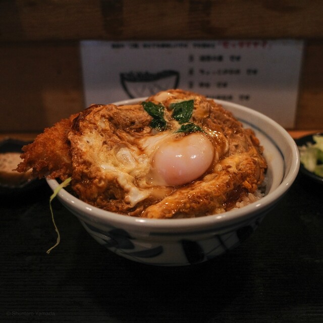 鈴新 すずしん 四谷三丁目 とんかつ 食べログ