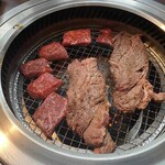 テーブルオーダーバイキング 焼肉 王道 - 