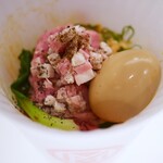 ジカセイ メンショウ - 汁なし牛とろシビレ和牛増し担々麺 味玉トッピング