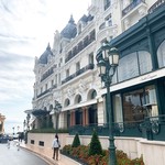 Le Louis XV-Alain Ducasse - Hotel de Parisの外観