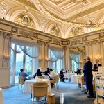 Le Louis XV-Alain Ducasse - ゴージャス過ぎる店内
