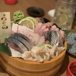 居魚屋 うおはん - 