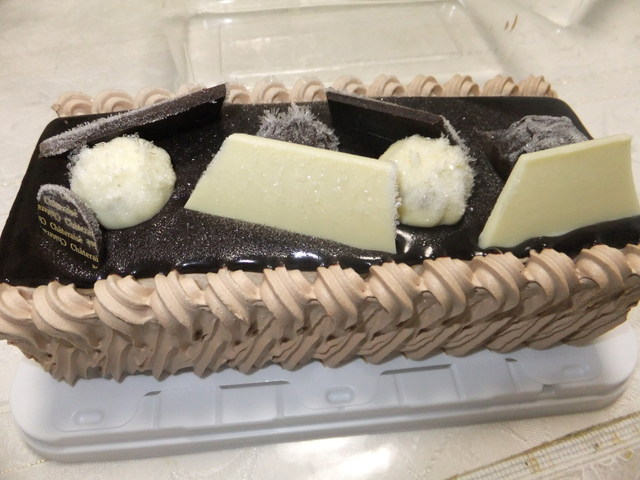 再 夏はアイスキャンディー 初回 アイスの種類は抜群 全国規模のリーズナブルな和洋菓子の店 ガトーキングダムの系列店 By 食べ過ぎ太り過ぎ シャトレーゼ 宮の沢店 宮の沢 ケーキ 食べログ