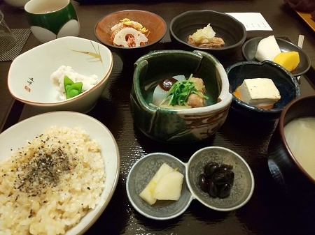 精進 Chago チャゴ 宮崎神宮 精進料理 食べログ