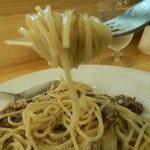 牛挽肉とキノコのクリームソース