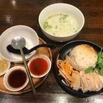 49 Asian Kitchen + Bar - 海南鶏飯（小）