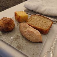 シンジコガ - 自家製パン