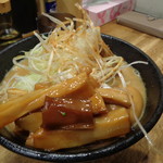 煮干し中華そば 一剣 - 極太メンマ