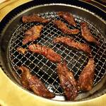 焼肉南大門 - リンゴカルビ