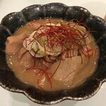 鶏だしおでんと骨付き鶏 ひなや - せんべろの本日のおつまみ（もつ煮）