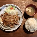 UTUBO-YA - 豚の生姜焼き定食