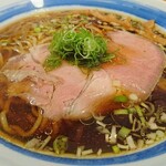 麺屋 しん蔵 - 丁寧な仕事ぶりが覗えます。