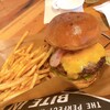 J.S. BURGERS CAFE 新宿店