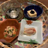 六献 品川店 - お通し