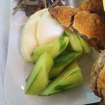 志賀坂 - お漬け物もいい感じの漬かり具合いだし……