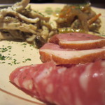 伊食工房 JYONNOBI - 前菜の盛合わせ