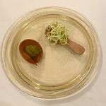 カーサ カルマ - コールスローカラスミかけ
      揚げパスタ　キャベツロースト