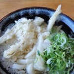 長住うどん - ごぼう天うどん。美味しいですよ。