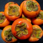 栄夏 - おみやげでいっぱい柿もらた!!