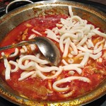 ハヌリ - スントゥブホルモン鍋(大)に〆のうどんを投入！滅茶苦茶旨かったけど、お腹いっぱい過ぎて殆ど食べれなかった(ＴДＴ　)