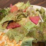 コーヒーとおやつの店 アンドモア - 新鮮な野菜も盛り盛りと…