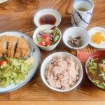 Mamma Ya - マグロのほほ肉のカツ定食　950円