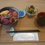 Tuna & Oyster Bar - 次郎の天然鮪丼　特上\1100(19-12)