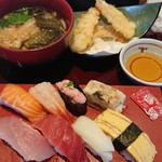 Kaitenzushi Umiza - 