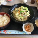 伊芸サービスエリア（下り）レストラン - 豆腐チャンプルー