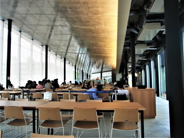 追手門学院食堂 ｊｒ総持寺 学生食堂 食べログ