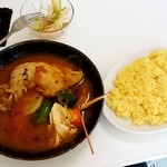 スープカレー スパイス×スマイル - スープカレー スパイス×スマイル＠後楽園　チキン野菜・スタンダードスープ・辛口・ライス中盛（1100円）