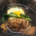 日本料理 久丹 - 手前が大分産の冬菇。奥が車海老と銀杏の真薯