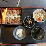 勝馬亭 - 