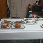 伊勢屋酒店 - 一品部隊！