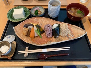 焼き物の町 信楽のランチ選 和食やカフェなどおすすめ店を紹介 食べログまとめ