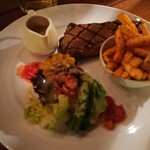 Toepak Bar&Dine - 1909_Toepak Bar & Dine SCBD_AUS BEEF SIRLOIN@185,000Rp(オーストラリアサーロインステーキ)