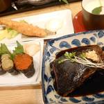 大垣お魚市場 - 昼の２０００円コース