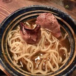 ホルモン豚金 - 中華そばにハツを投入